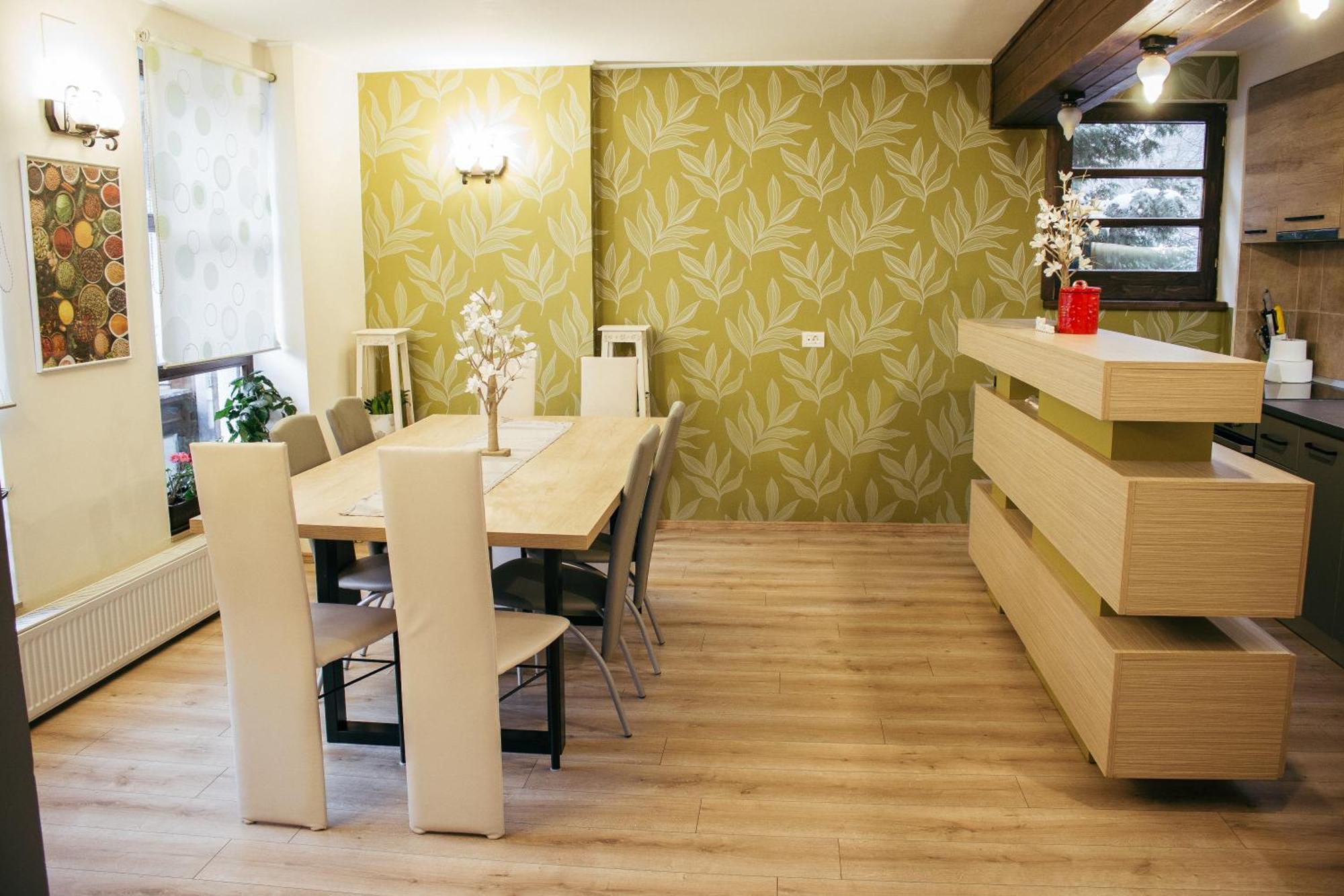 ホテル Casa Traian シナヤ エクステリア 写真